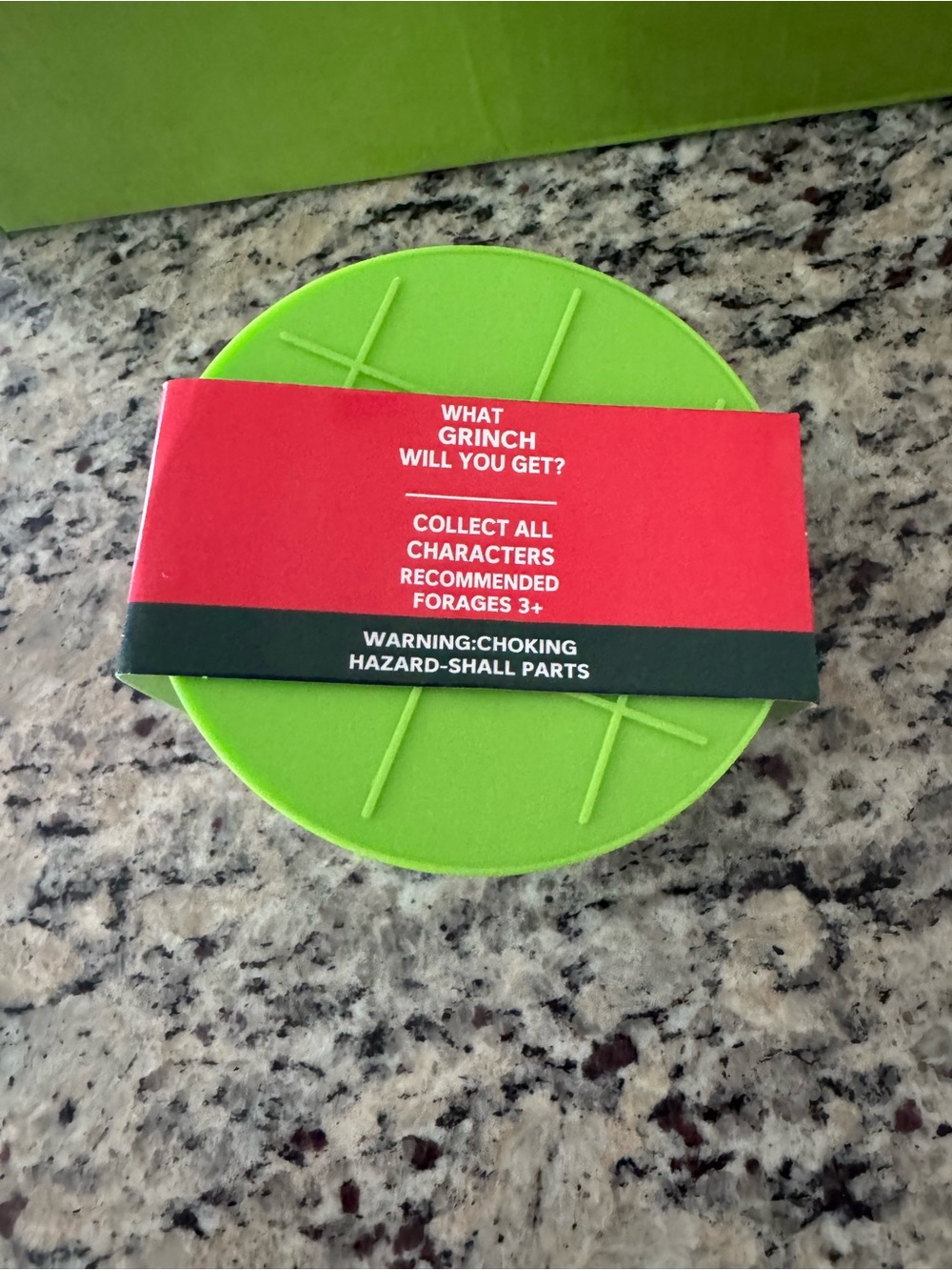 The Grinch Green Glitter Squishy Dumpling Winking Face with Storage Case - Picture 10 of 10